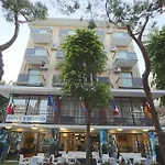 Hotel Hollywood Nuova Gestione 2026