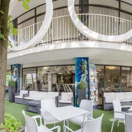 Hollywood Nuova Gestione 2026 Hotel Riccione