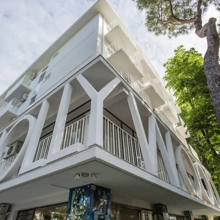 Hollywood Nuova Gestione 2026 Hotel
