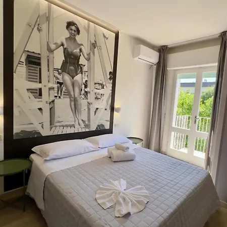 Hotel Hollywood Nuova Gestione 2026 Riccione