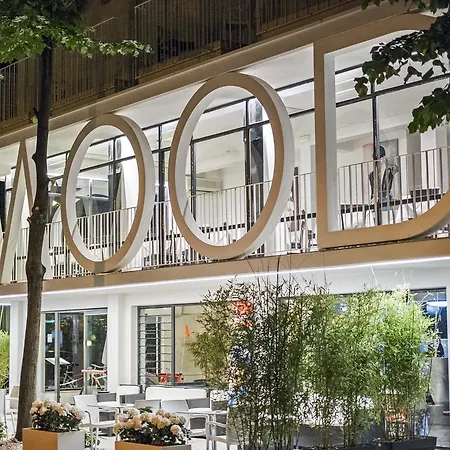 Hollywood 2* Riccione