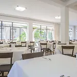 Отель Hotel Hollywood Nuova Gestione 2026 Риччоне