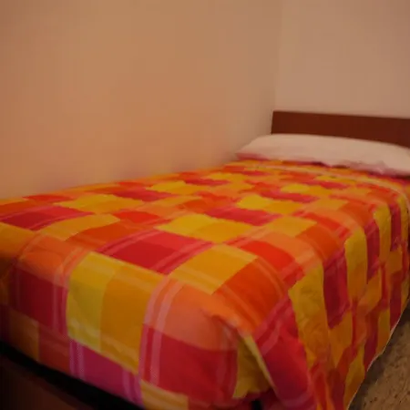 Hollywood 2* ריצ'יונה