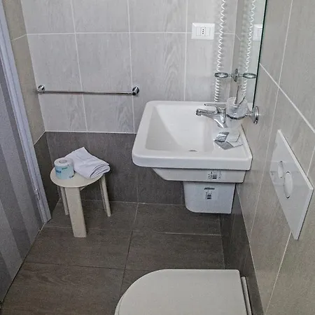 Hollywood Ξενοδοχείο