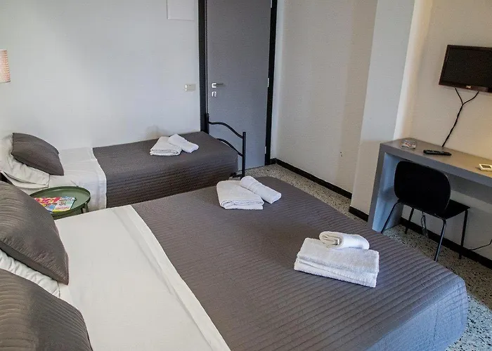 Hotel Hollywood Nuova Gestione 2026 Hotel 2*