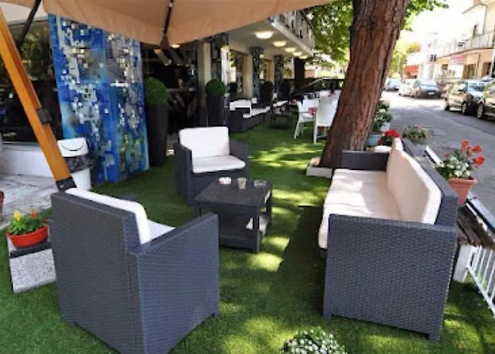 Hollywood 2* Риччоне