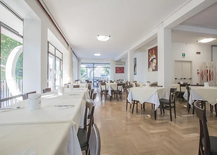 Hotel Hotel Hollywood Nuova Gestione 2026