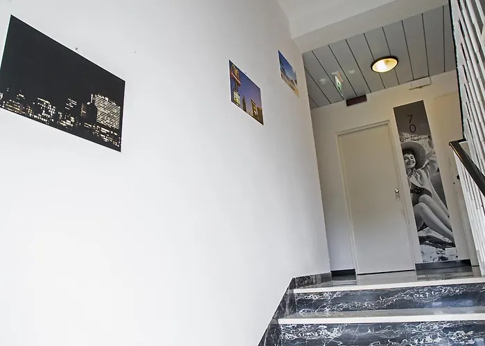 Hotel Hollywood Nuova Gestione 2026