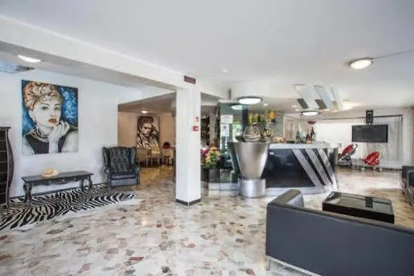 Hotel Hollywood Nuova Gestione 2026 Riccione